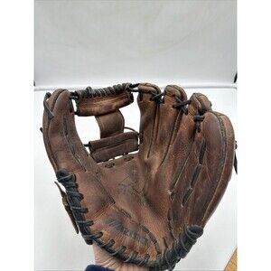 MIZUNO 11.75” MVT 1175 Professional Vintage Baseball Glove Right Handed